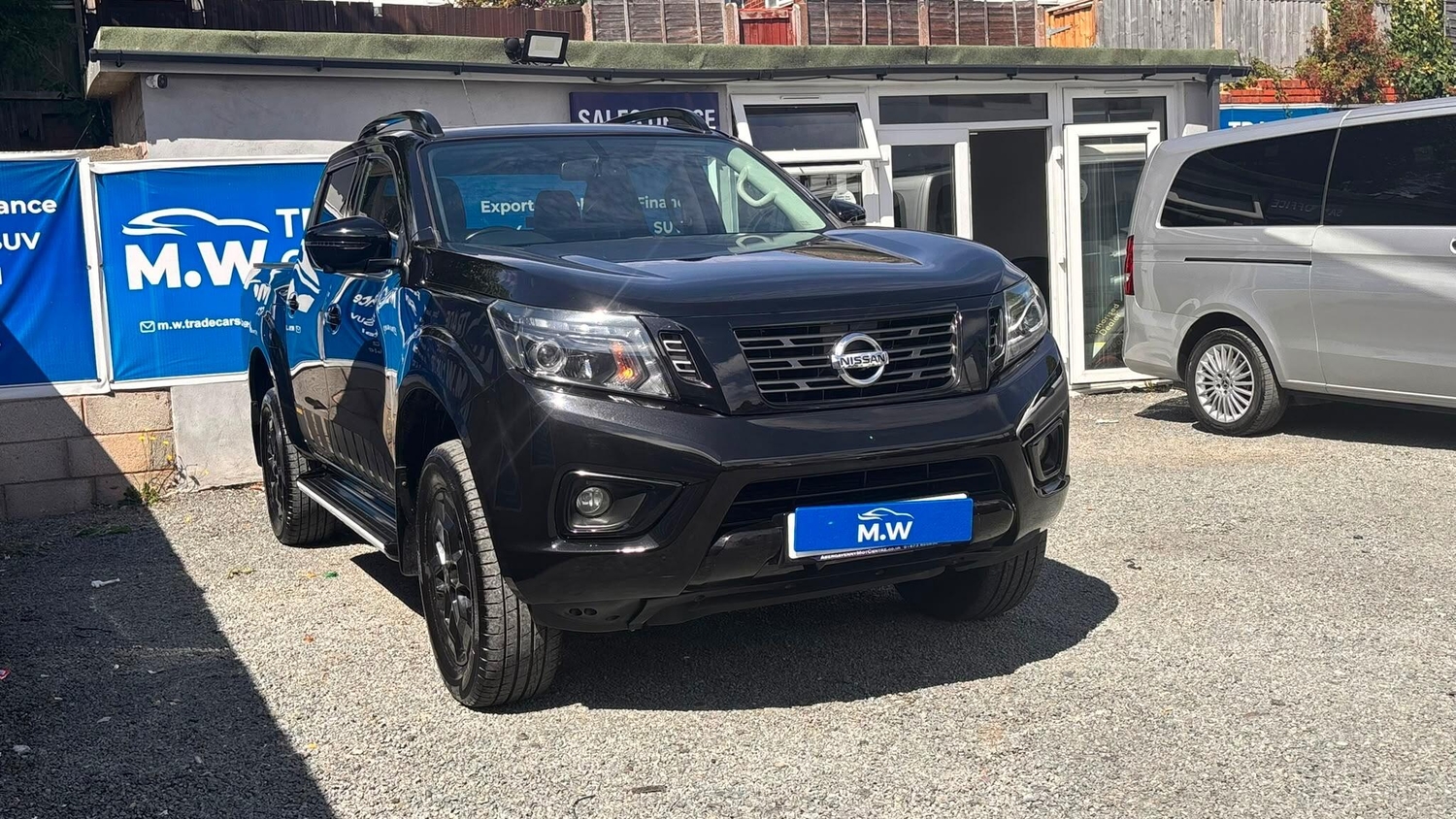 [ berth ]Nissan Navara