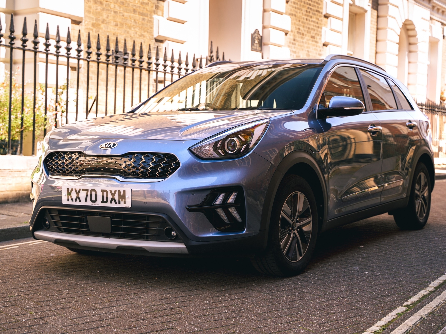 Kia Niro 2020 - Cars in Southampton