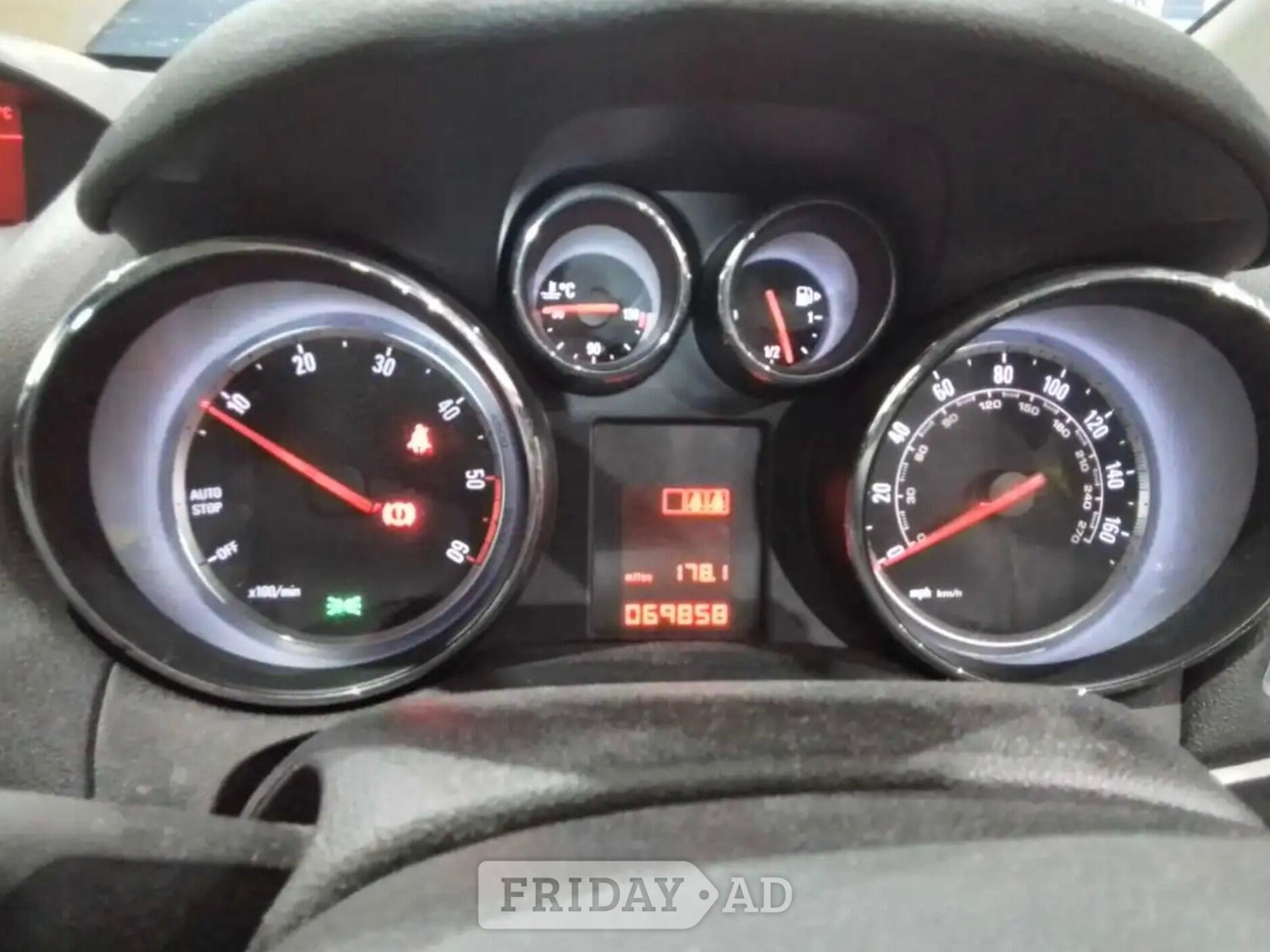 Vauxhall Mokka 2016 - Cars in West Bromwich