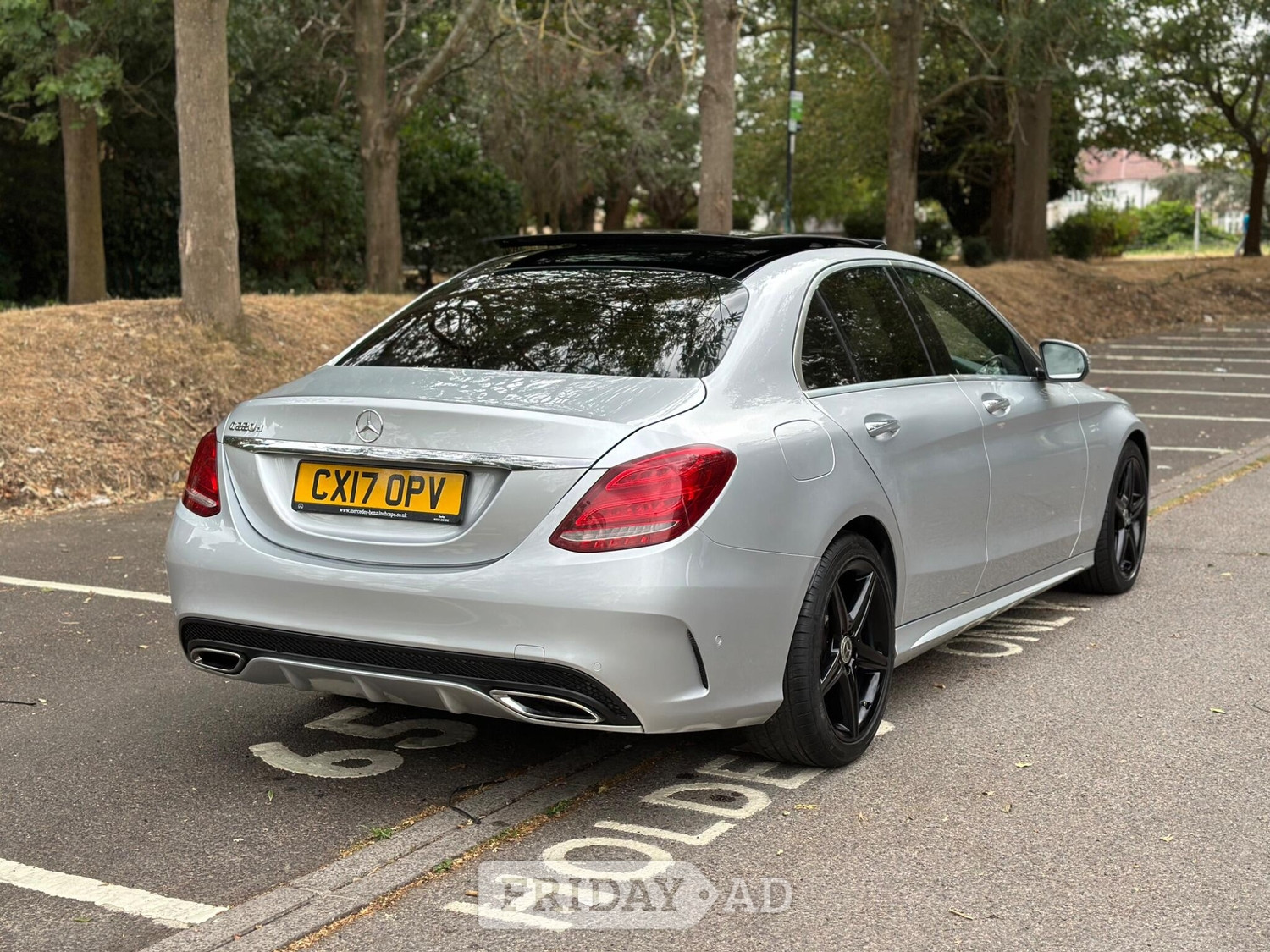 Mercedes-Benz C Class 2017 - Cars in Uxbridge