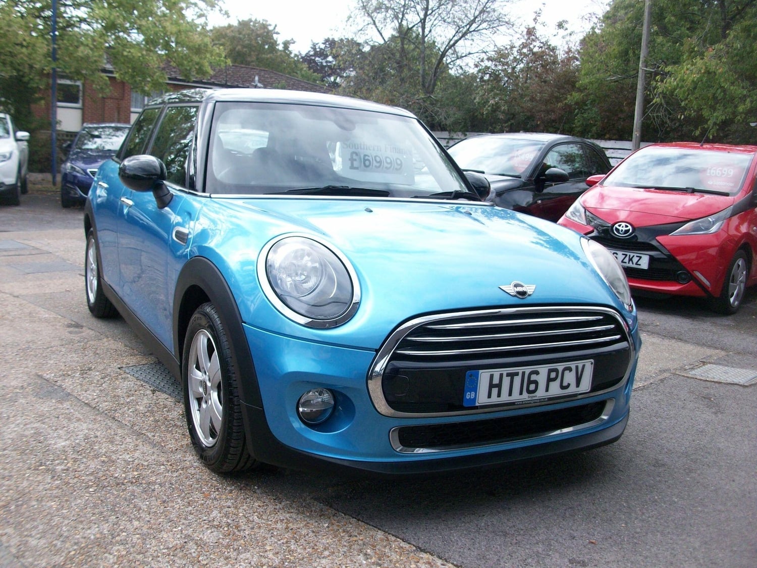 [ berth ]Mini Hatch