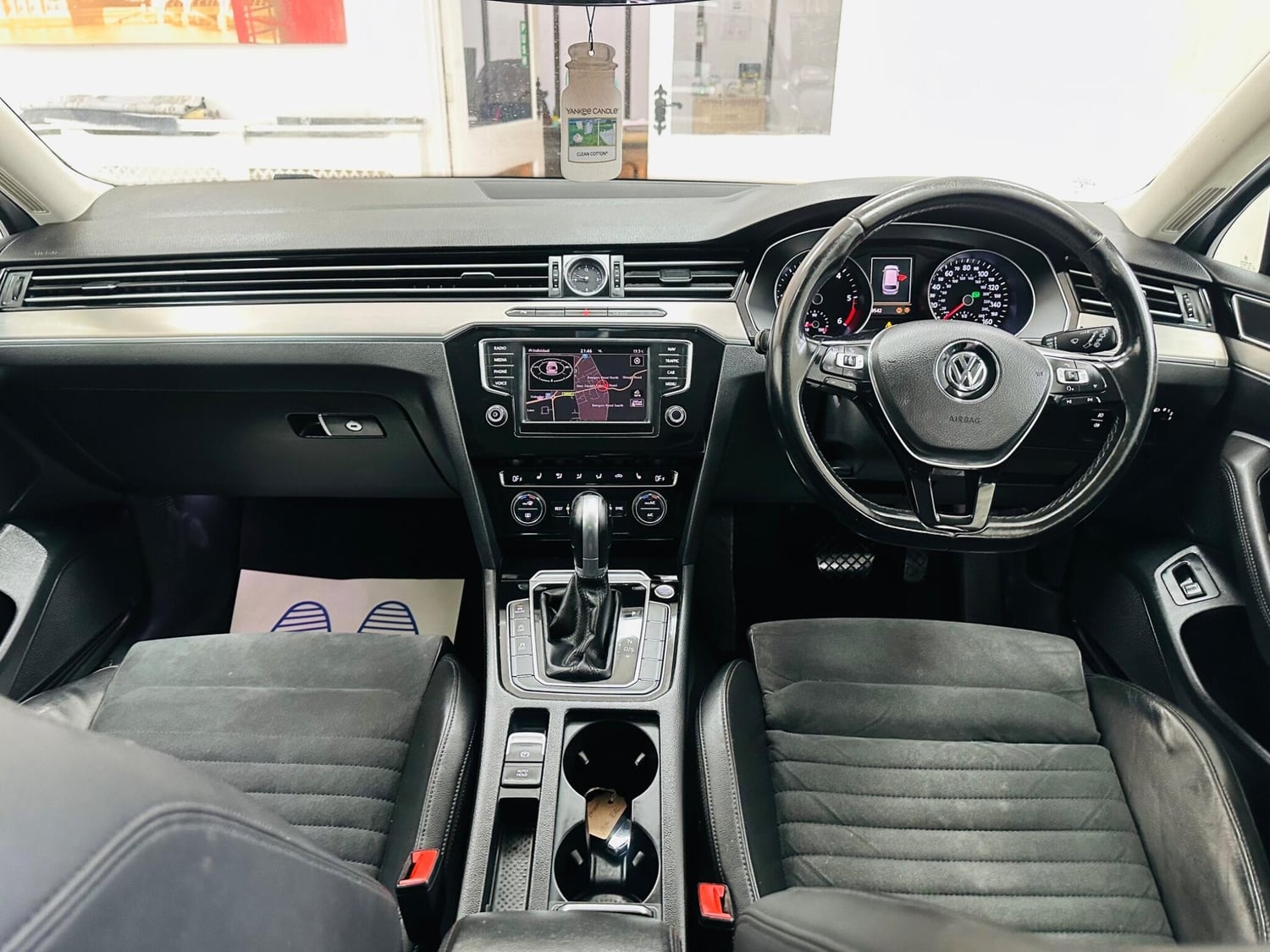 [ berth ]Volkswagen Passat