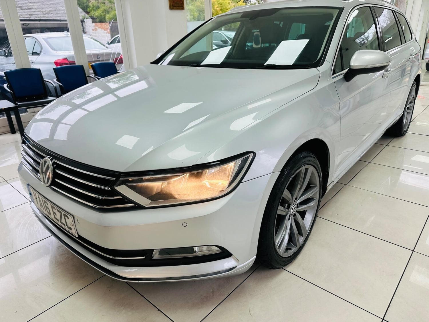 Volkswagen Passat 2016 - Cars