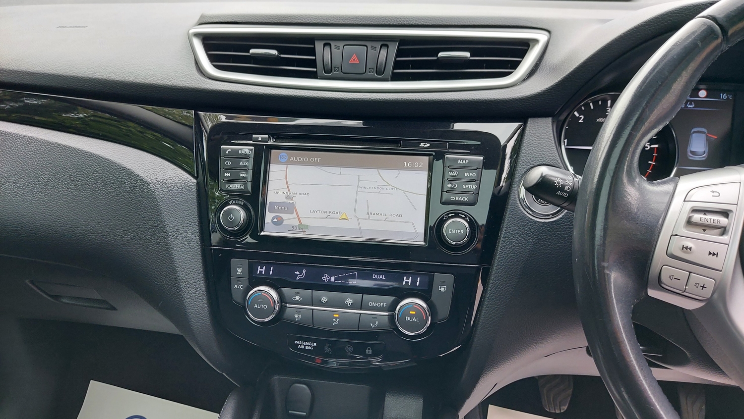 Nissan Qashqai 2015 - Cars in Leicester
