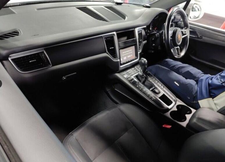 Porsche Macan 2015 - Cars in Portadown