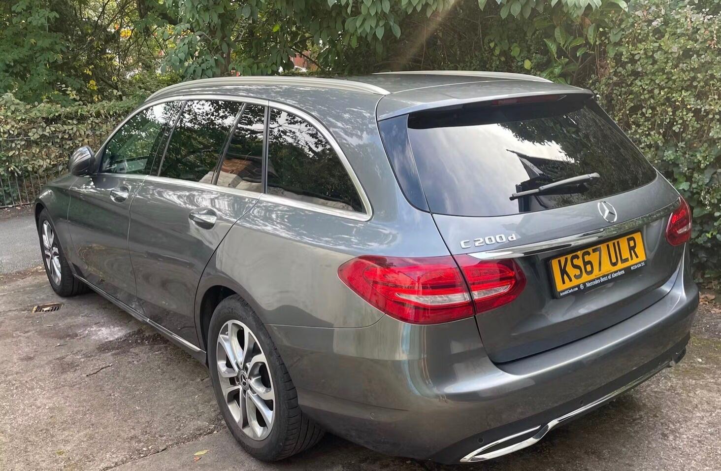 [ berth ]Mercedes-Benz C Class