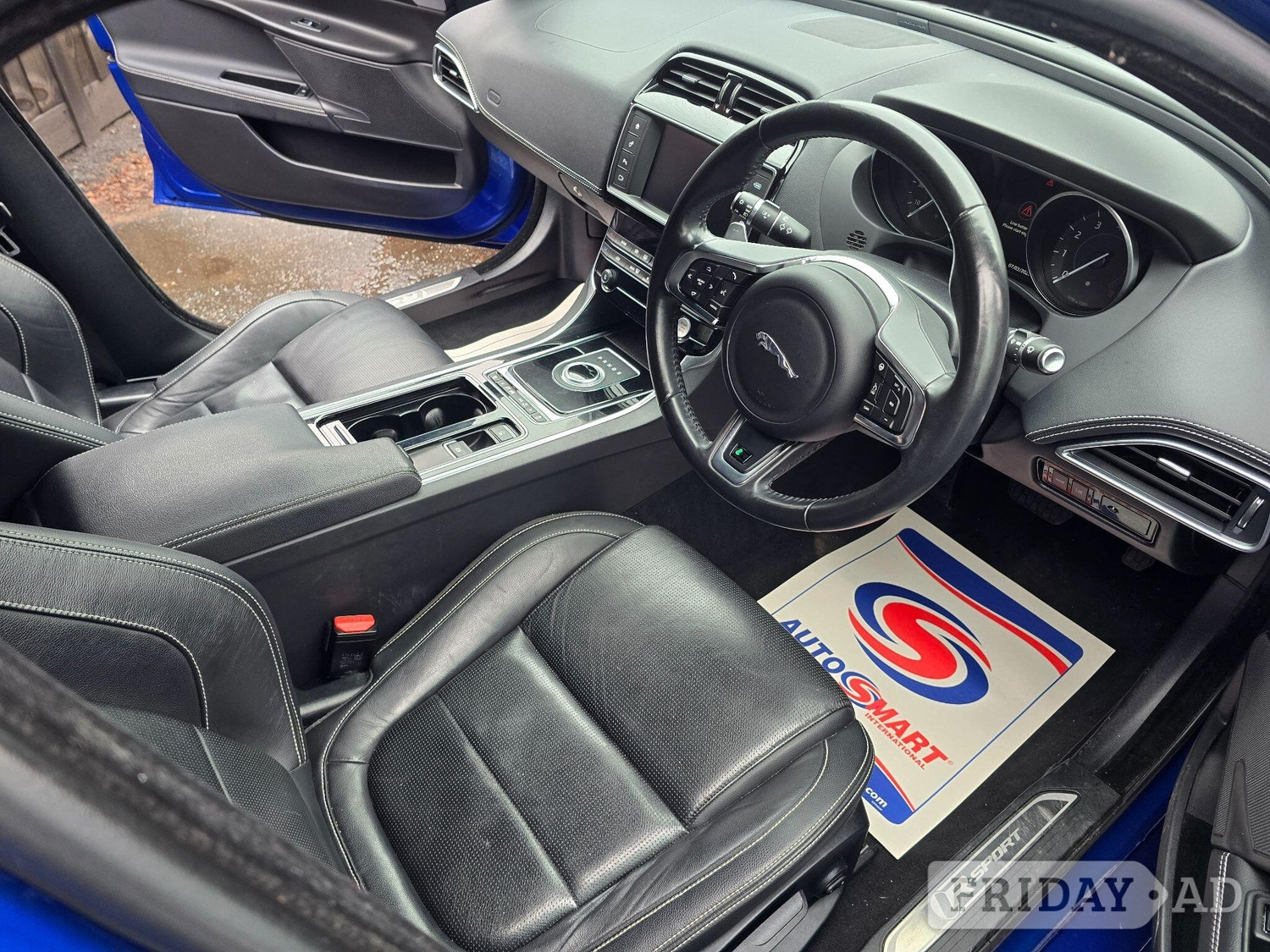 Jaguar XE 2017 - Cars in Aldershot