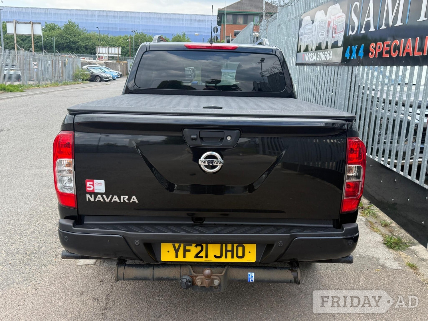 Nissan Navara 2021 - Vans & Commercial Vehicles