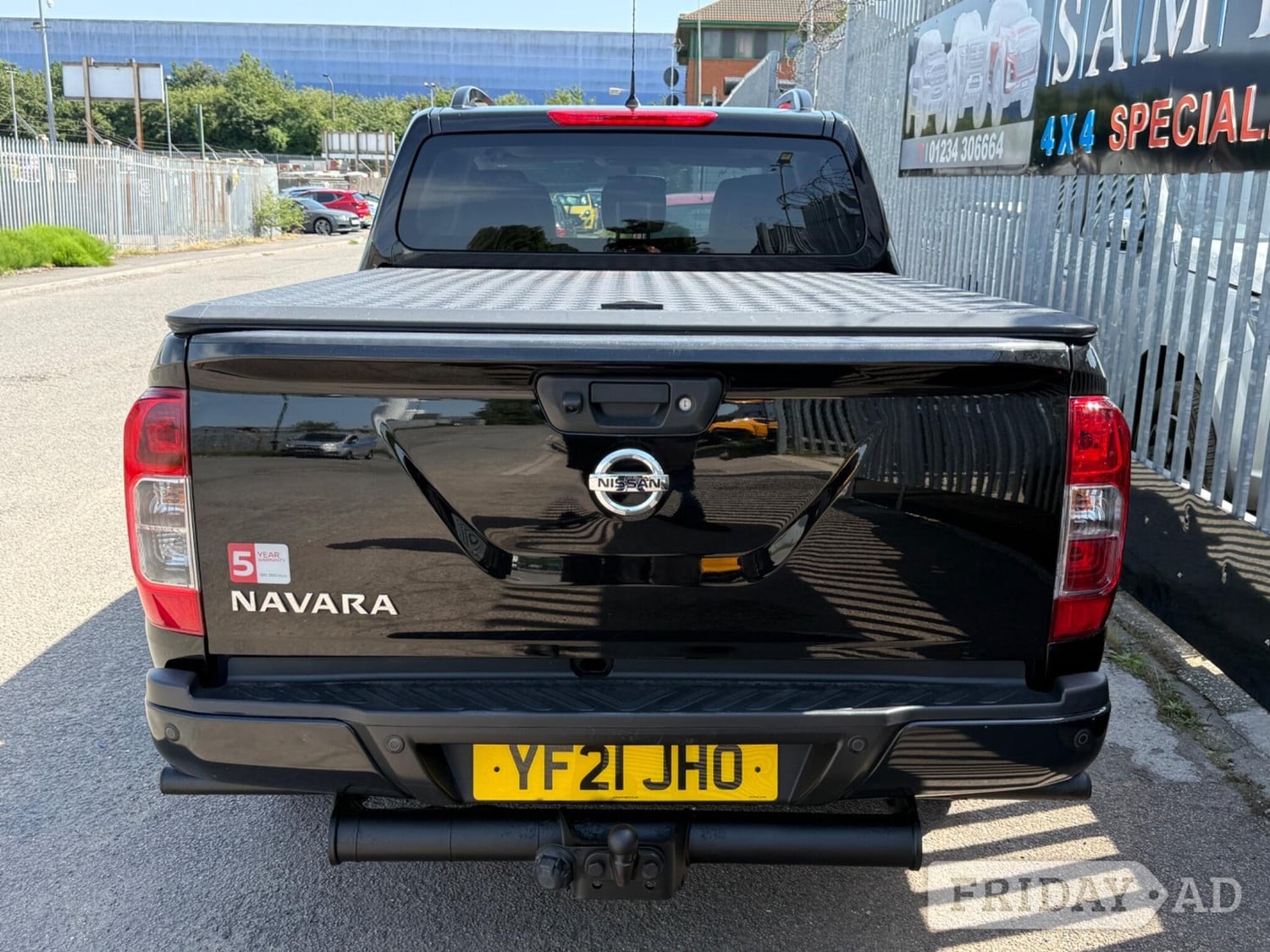 Nissan Navara 2021 - Vans & Commercial Vehicles