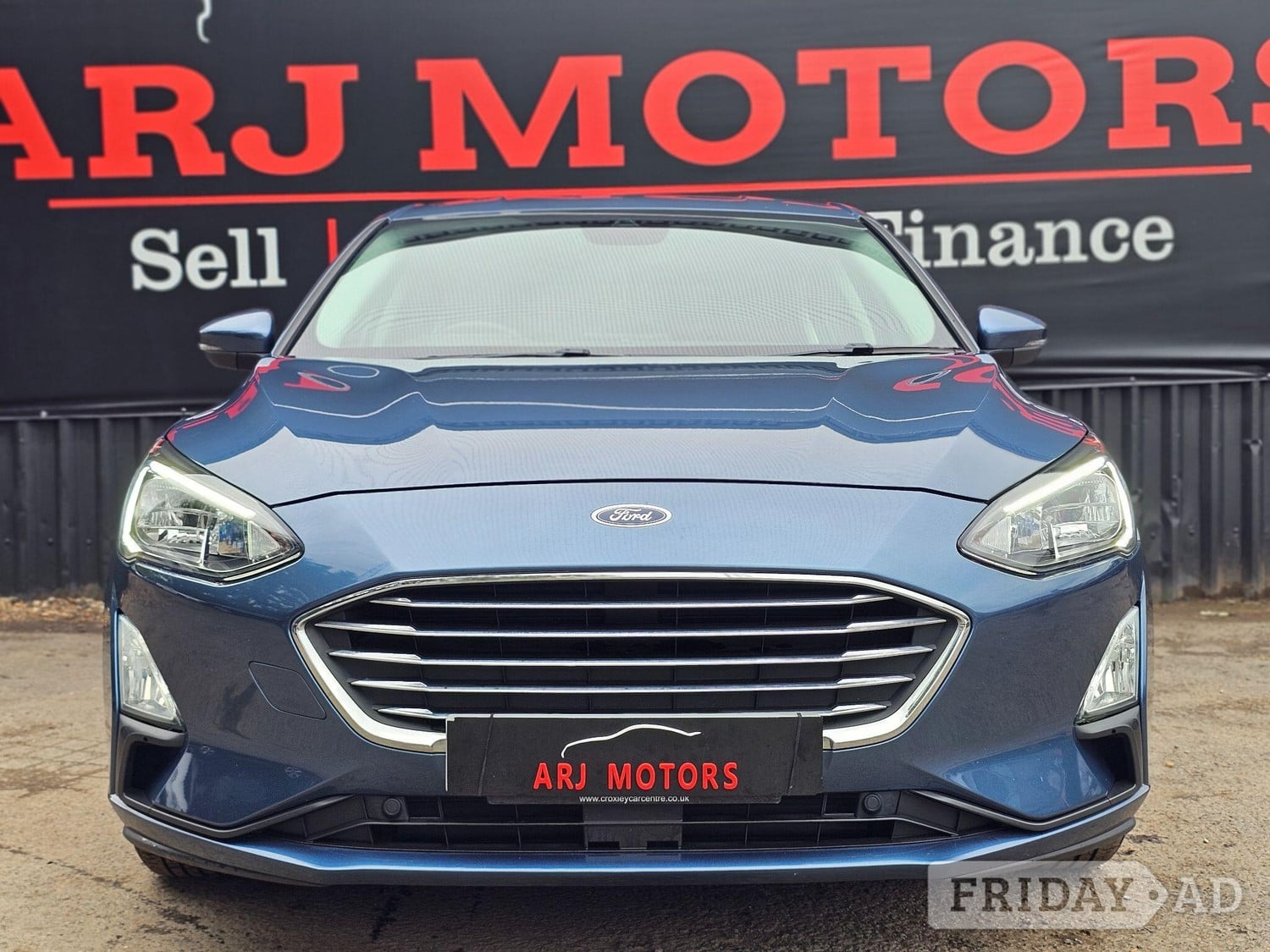 Ford Focus 2020 - Cars in Addlestone