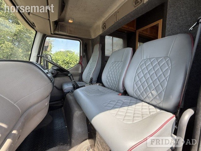 Sovereign Duke DAF LF 160  Horsebox - Trailers & Horseboxes in Banbury