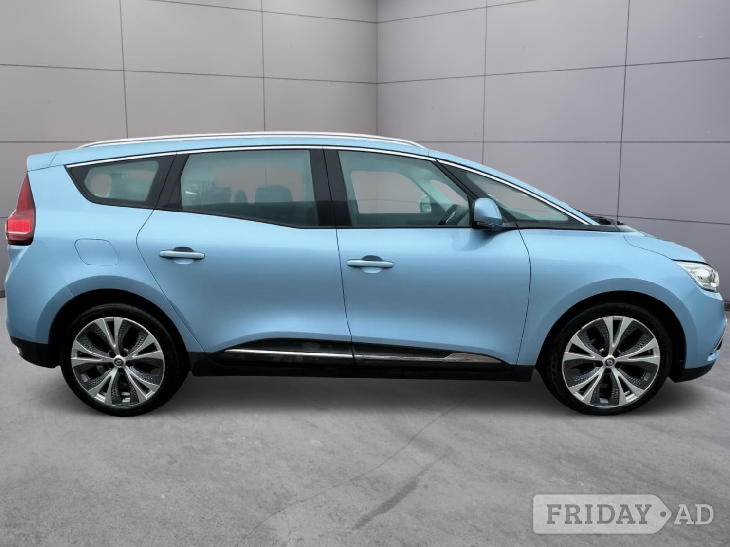 Renault Grand Scenic 2017 - Cars in Broxburn