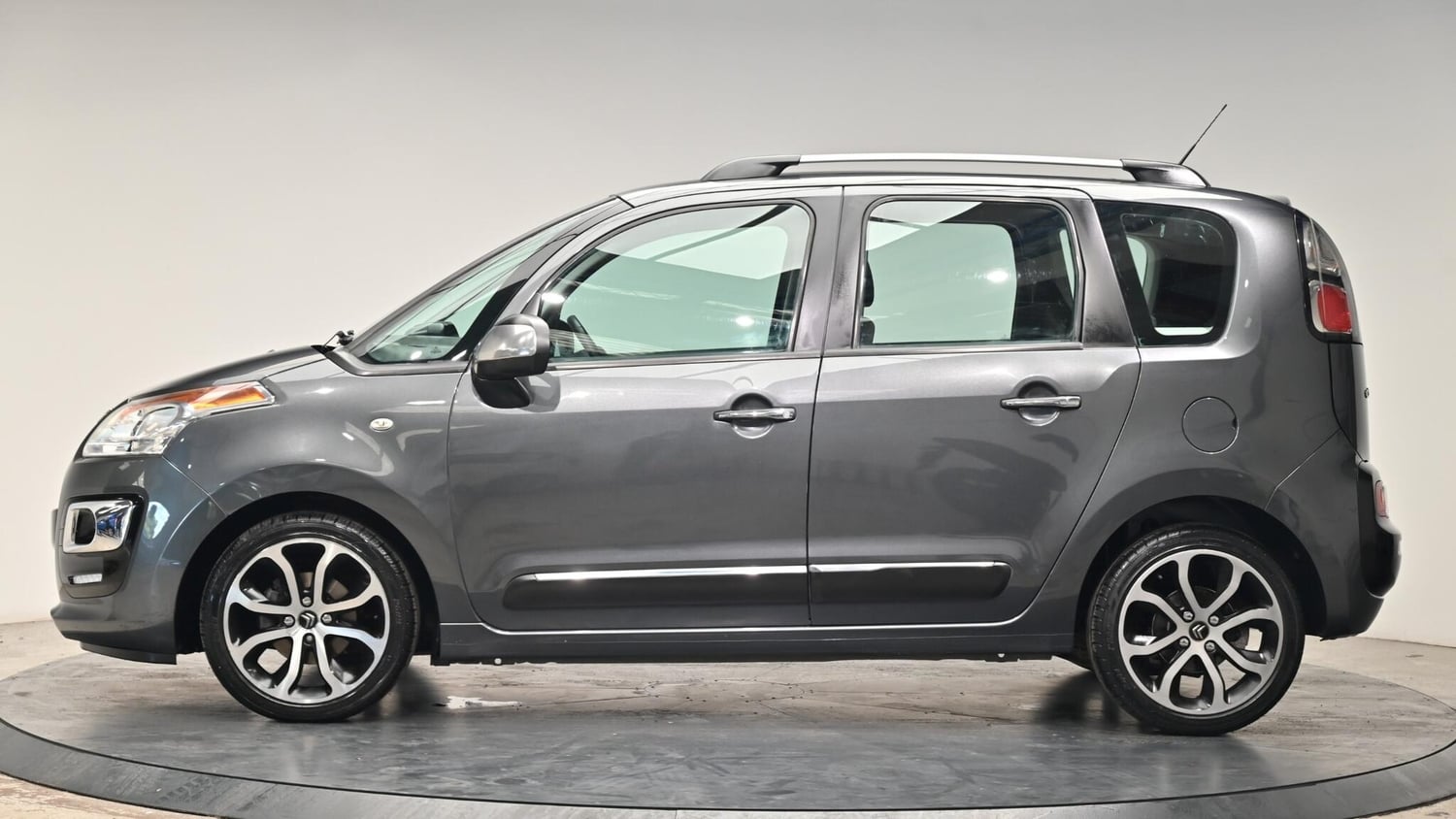 [ berth ]Citroen C3 Picasso