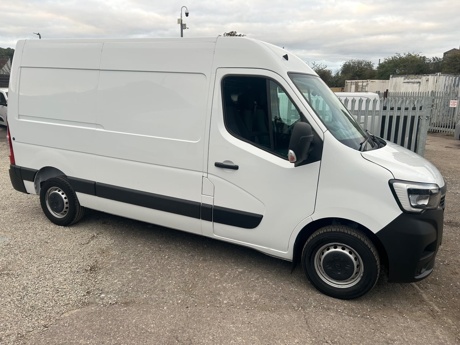 [ berth ]Renault Master