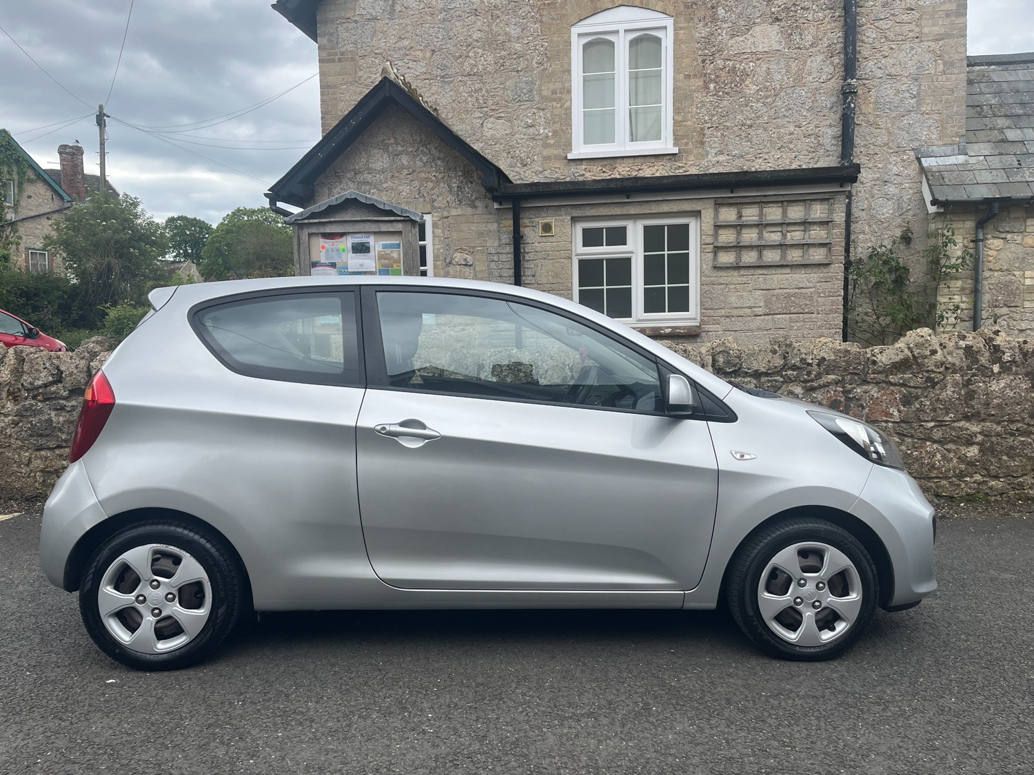 Kia Picanto Newport