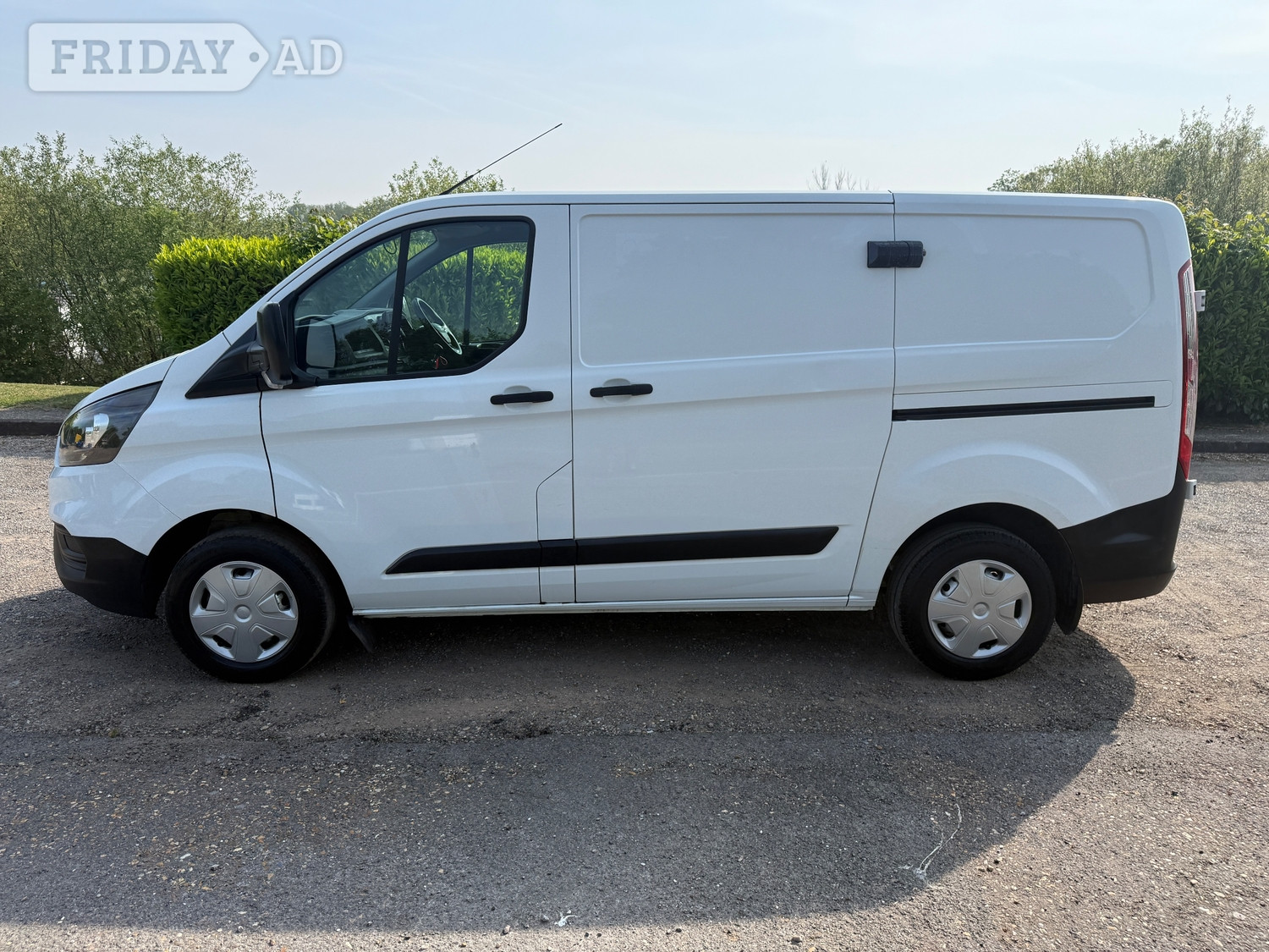 Ford Transit Custom 2021 - Vans & Commercial Vehicles in Chertsey