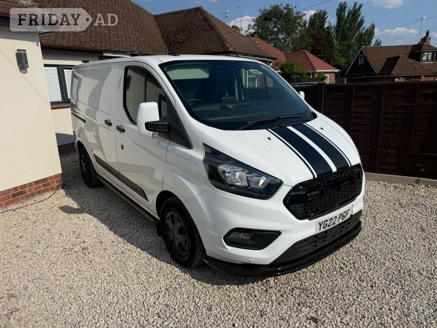 [ berth ]Ford Transit Custom