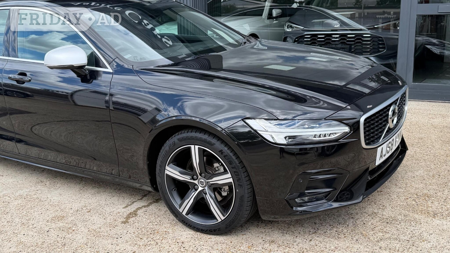 Volvo S90 2018 - Cars