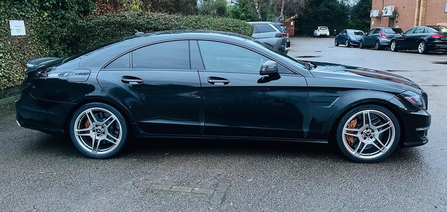 [ berth ]Mercedes-Benz CLS Class