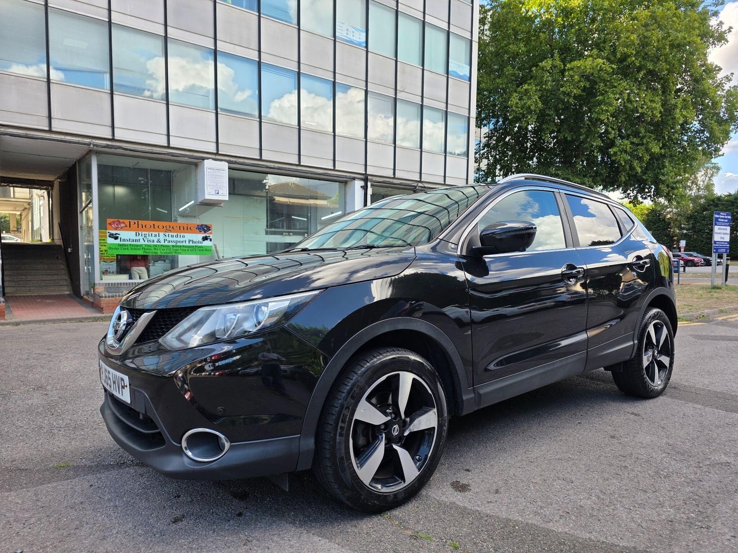 Nissan Qashqai 2015 - Cars