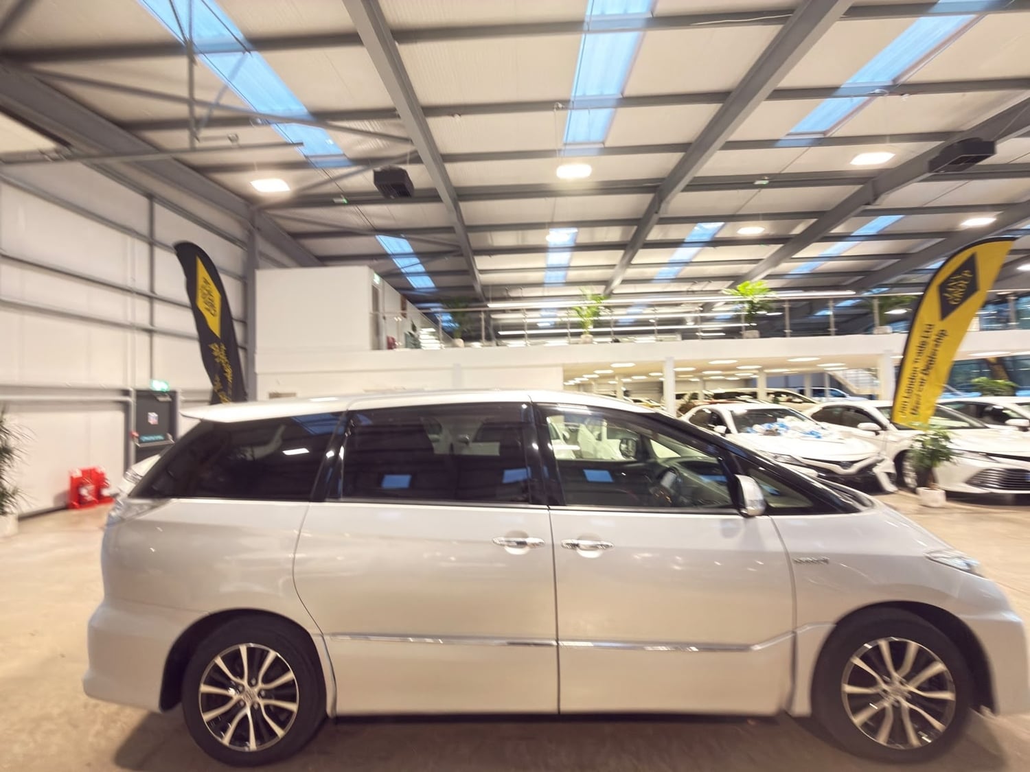 Toyota Estima Reading