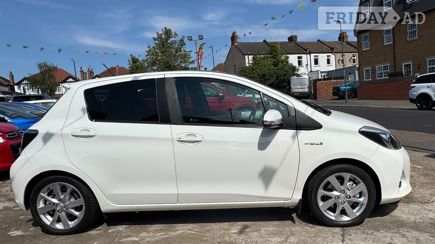 Toyota Yaris 2012 - Cars