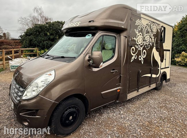 Regent  Renault Horsebox in Newbury