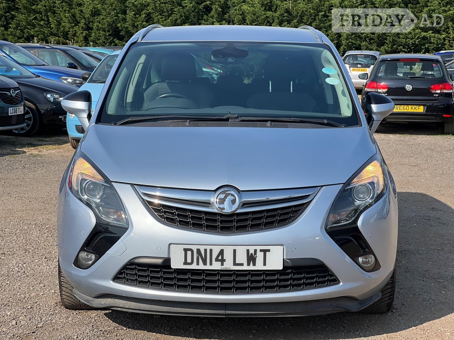 [ berth ]Vauxhall Zafira Tourer
