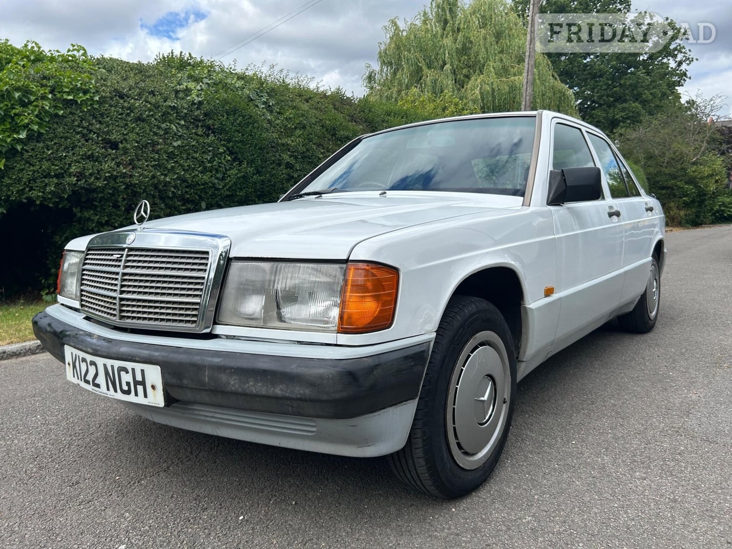 Mercedes-Benz 190 Croydon