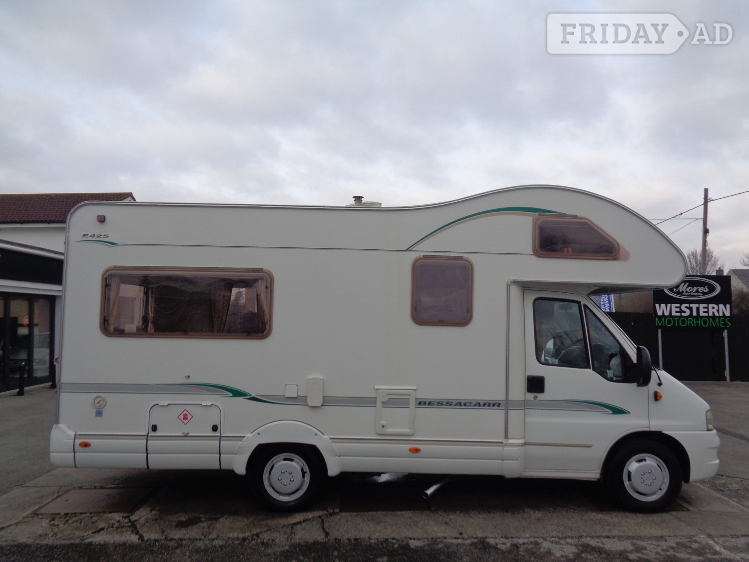 Bessacarr E425 2004 - Motorhomes & Caravans