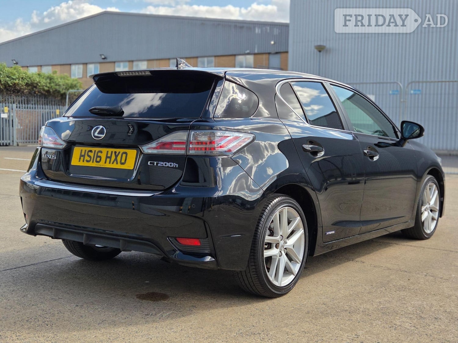 [ berth ]Lexus CT