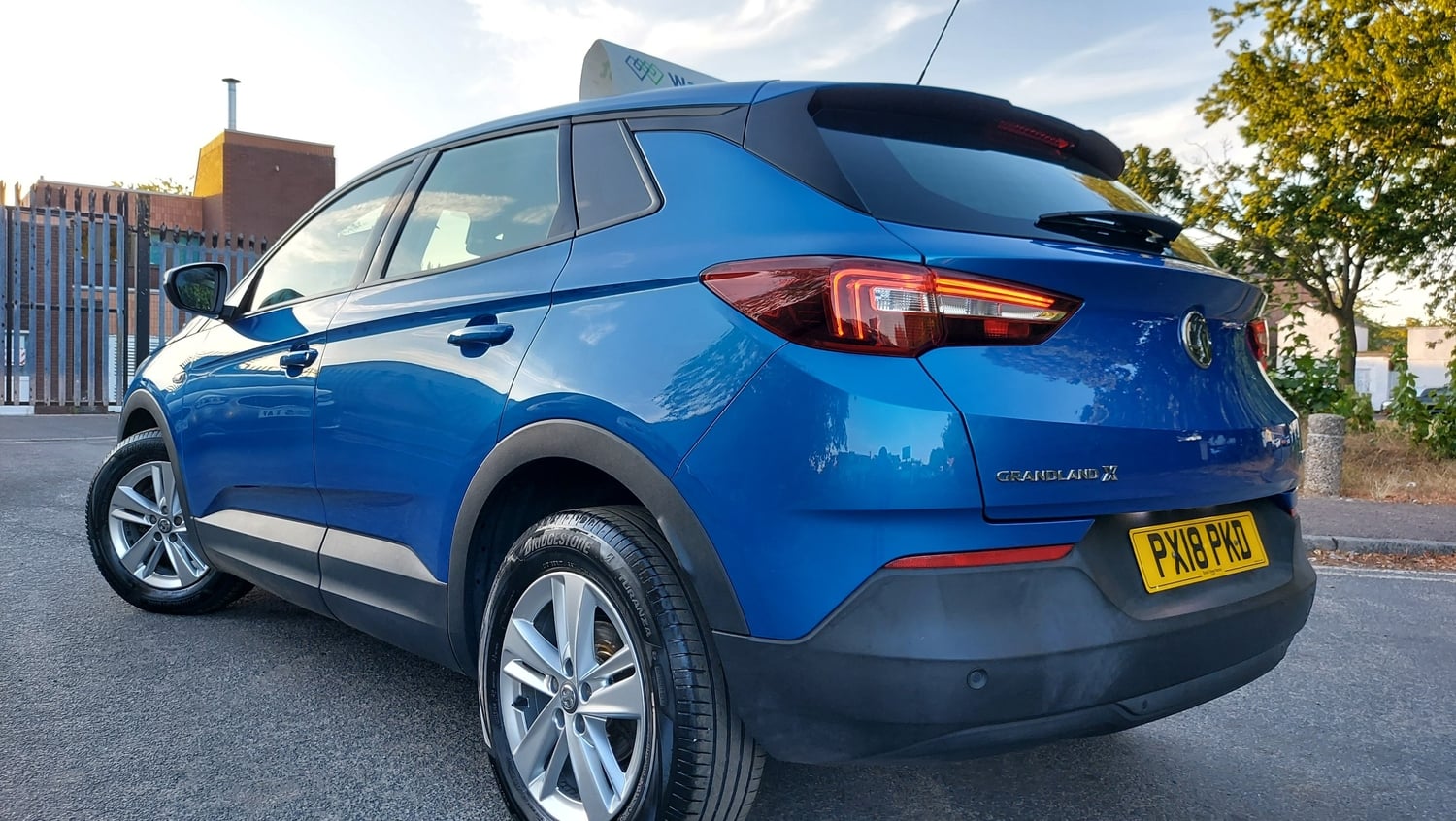 Vauxhall Grandland X 2018 - Cars in Leicester