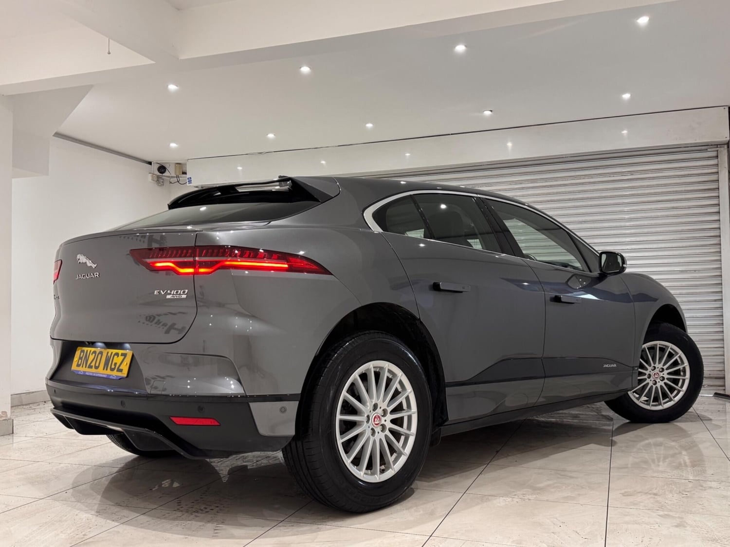 [ berth ]Jaguar I-Pace