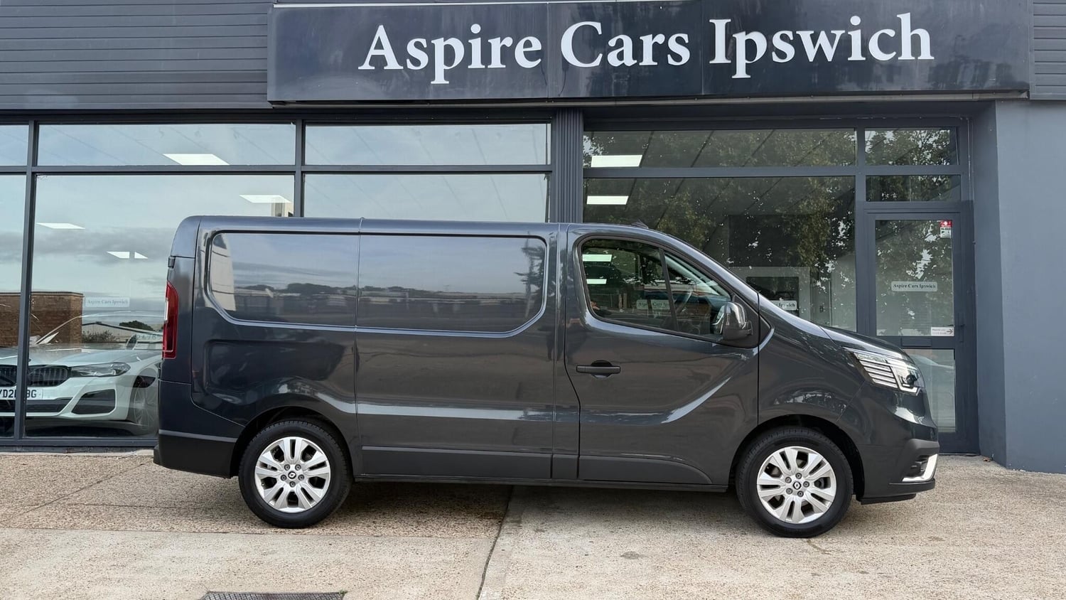 Renault Trafic 2023 - Vans & Commercial Vehicles in Ipswich