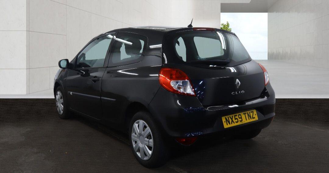 [ berth ]Renault Clio