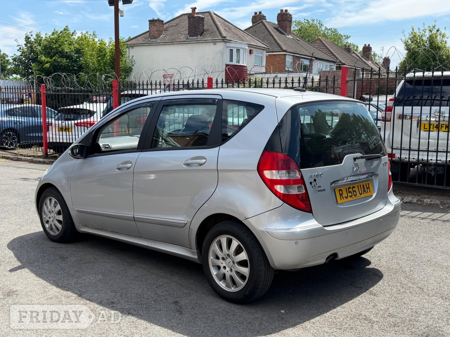 [ berth ]Mercedes-Benz A Class