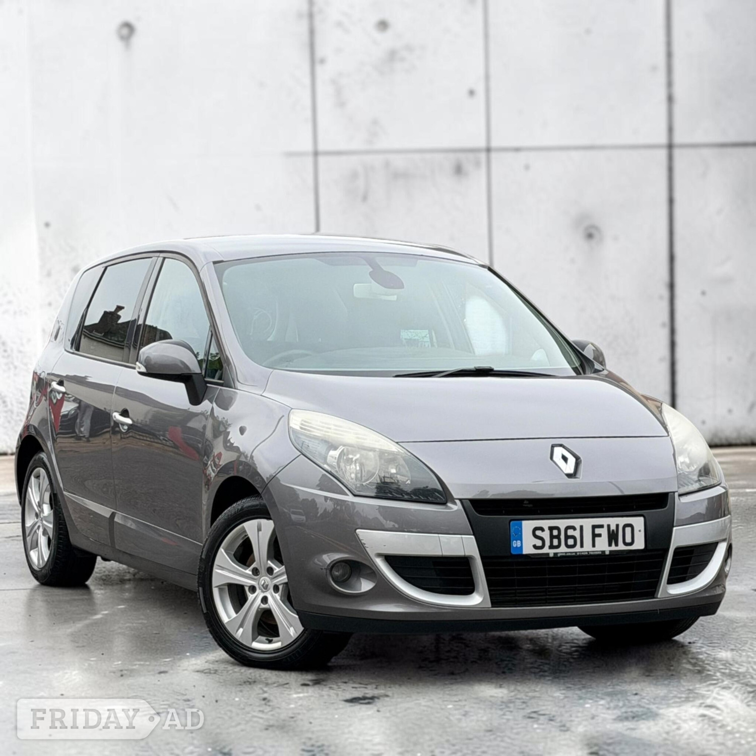 Renault Scenic 2012 in Birmingham