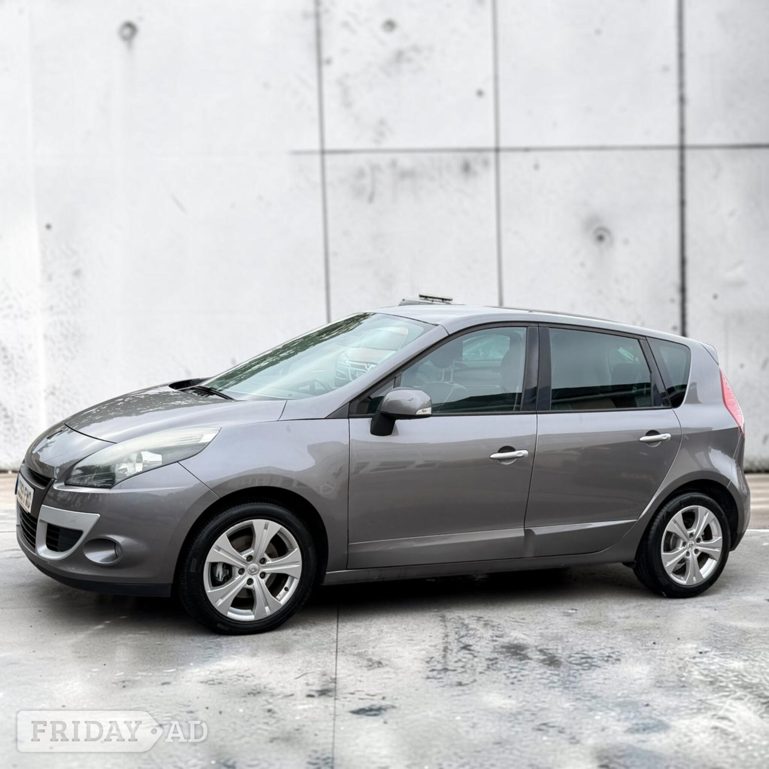 [ berth ]Renault Scenic