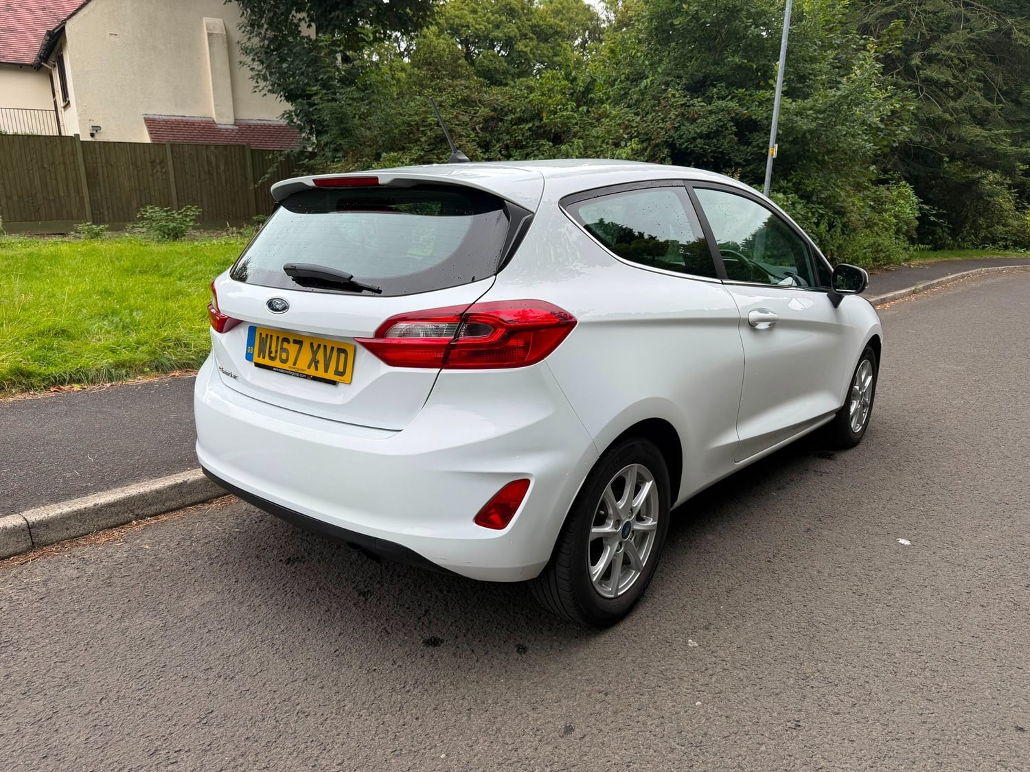 [ berth ]Ford Fiesta