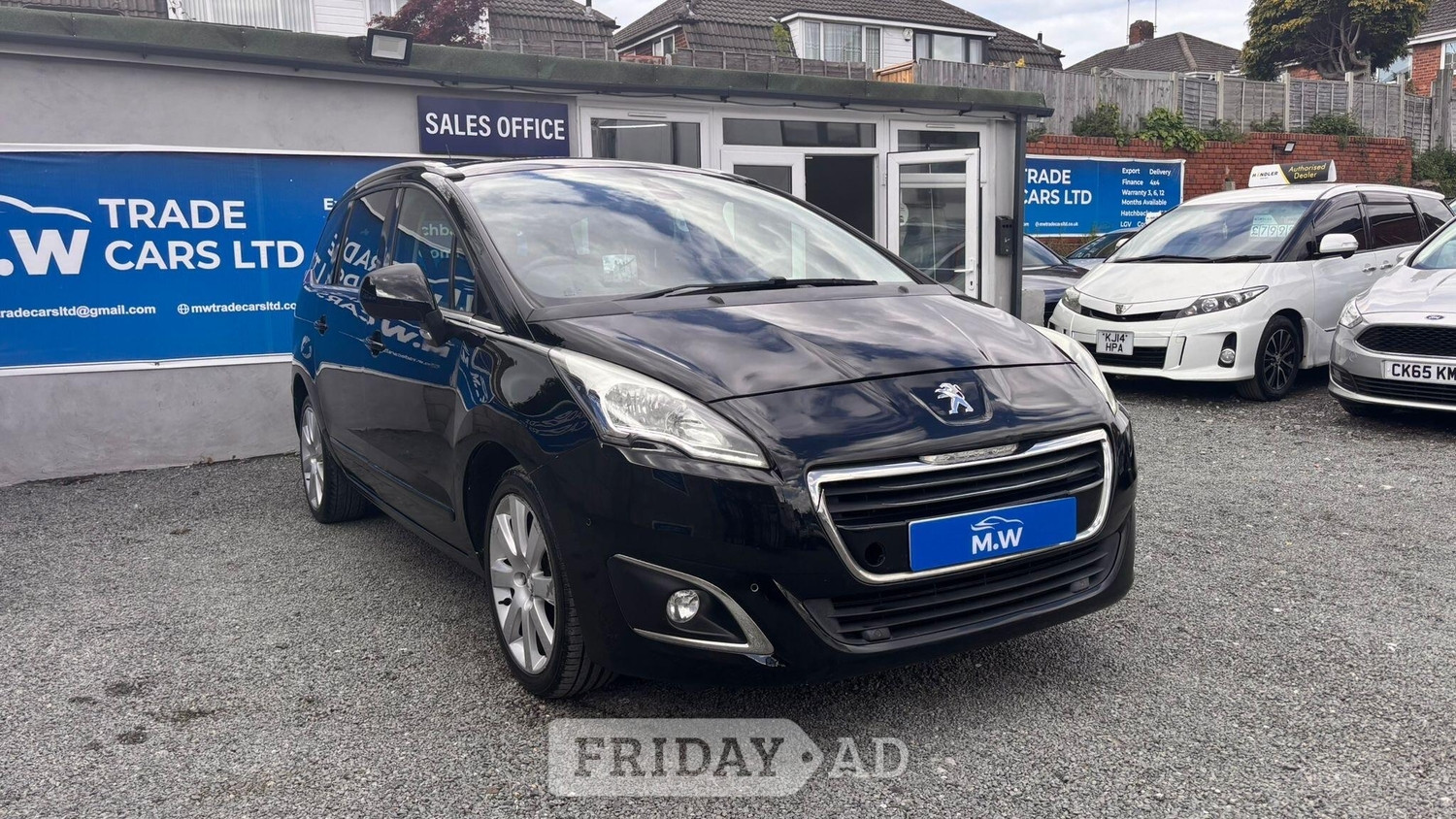 Peugeot 5008 2015 - Cars in Dudley