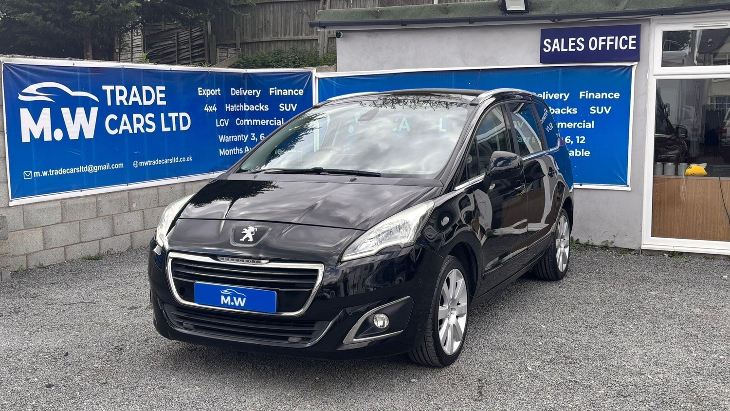 [ berth ]Peugeot 5008
