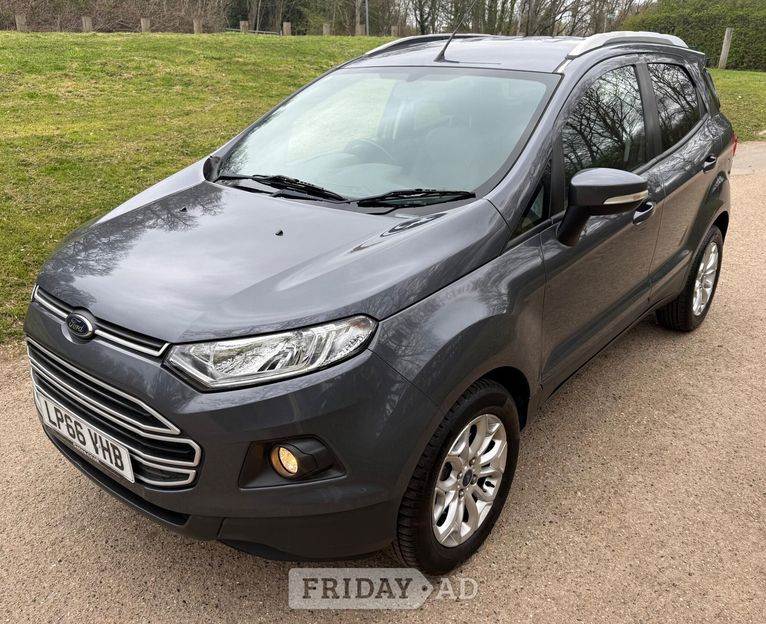 [ berth ]Ford Ecosport