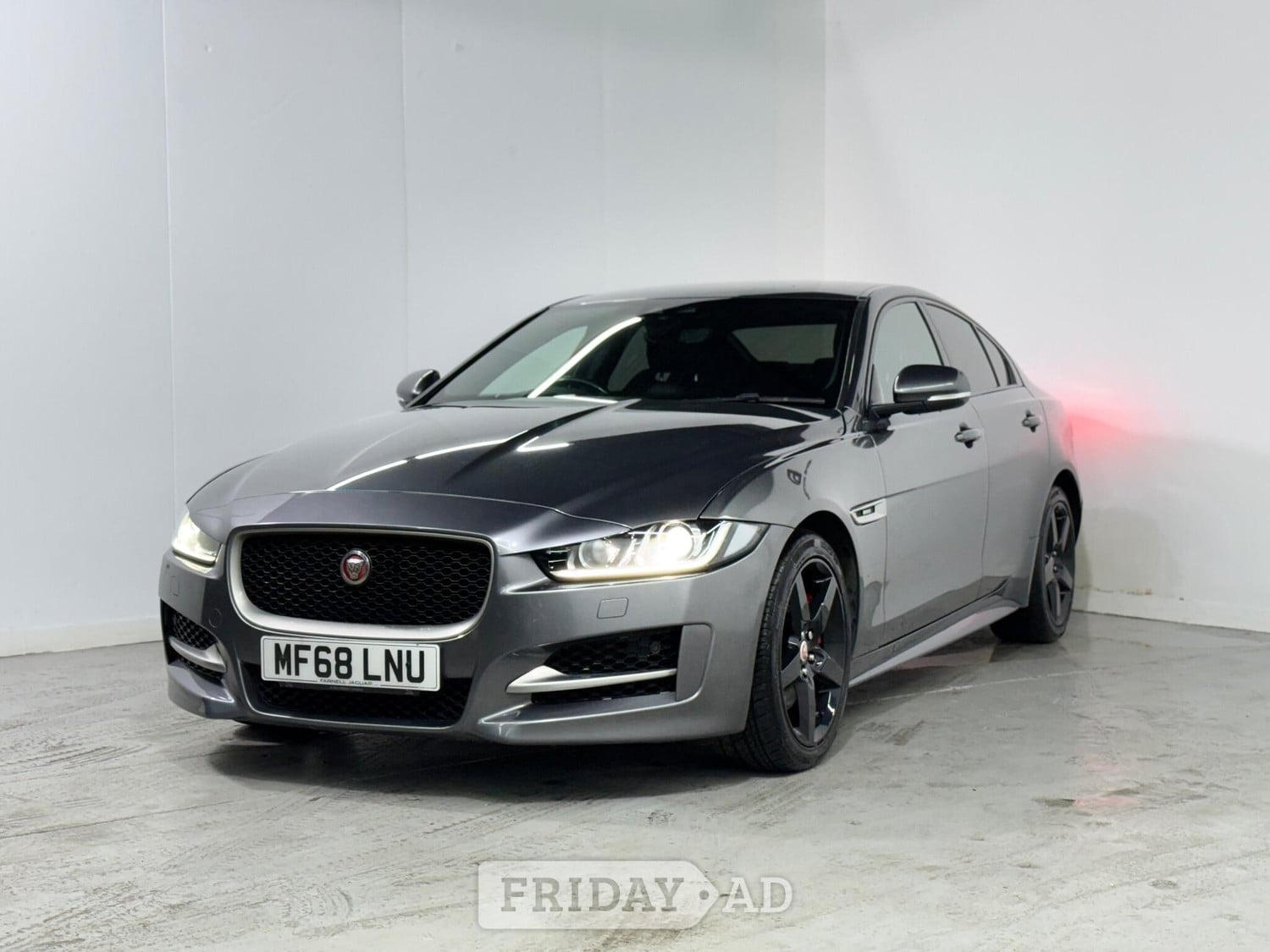 [ berth ]Jaguar XE