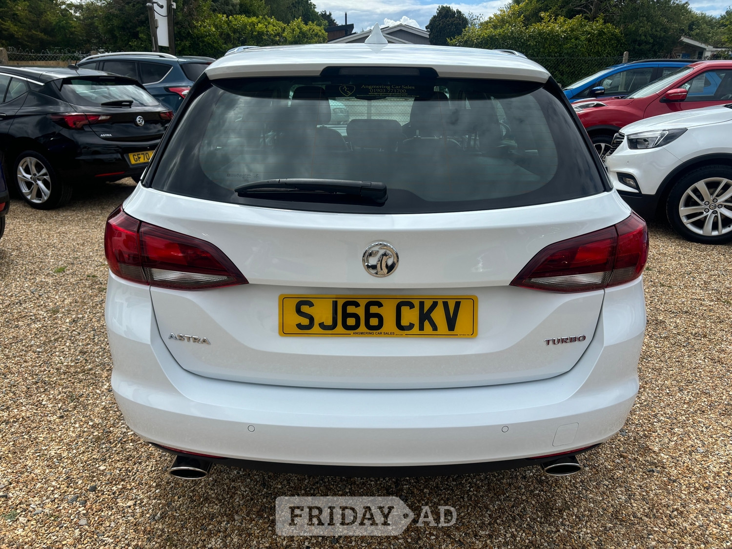 [ berth ]Vauxhall Astra
