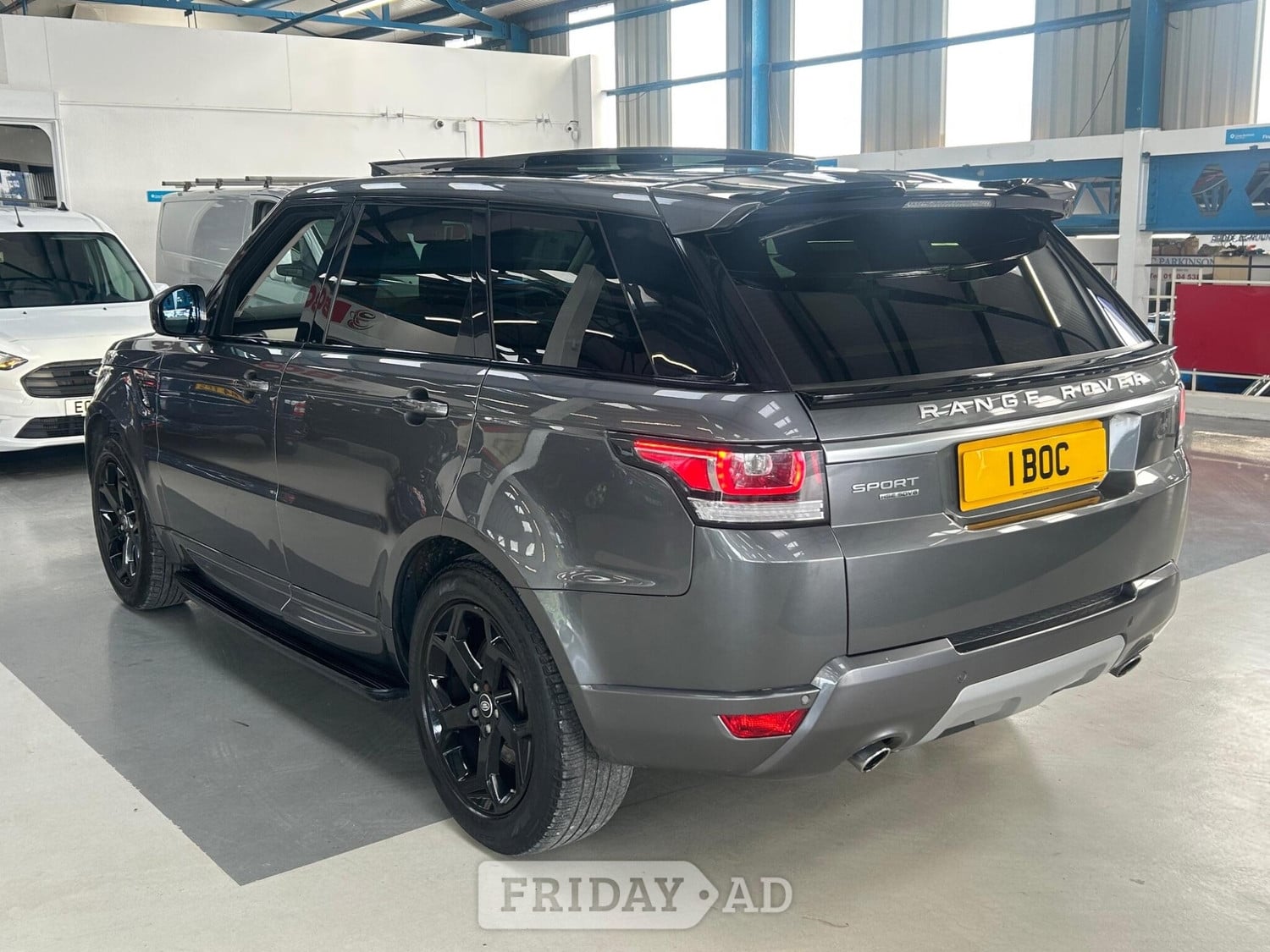 Land Rover Range Rover Sport 2014 - Cars in Bolton