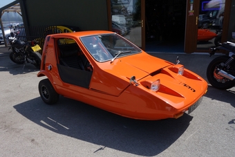 Bond Bug 1971