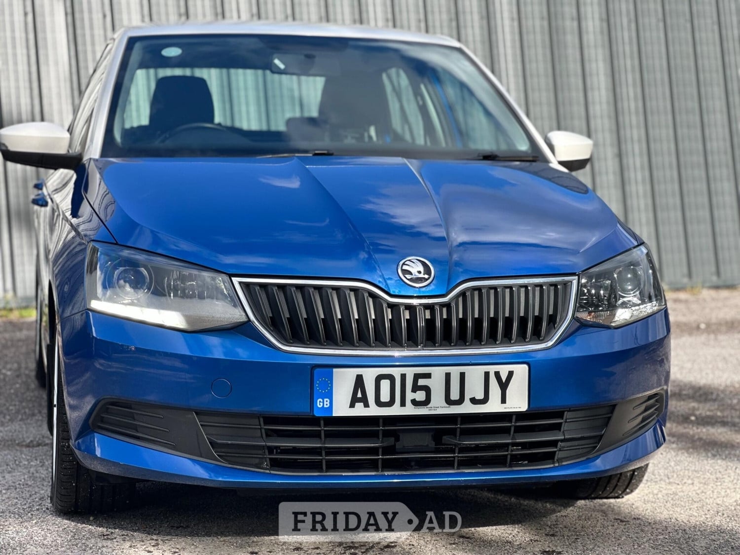 Skoda Fabia 2015 - Cars