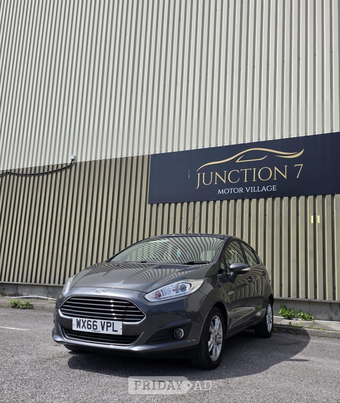 Ford Fiesta 2016 - Cars