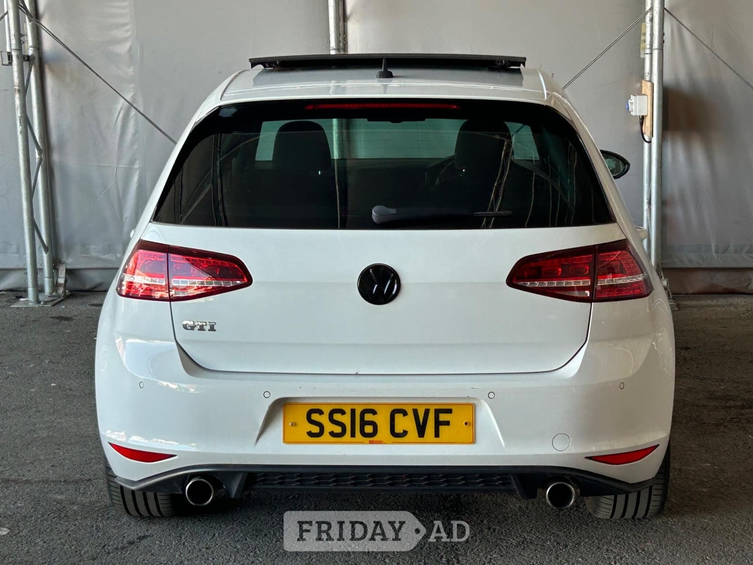 Volkswagen Golf 2016 - Cars