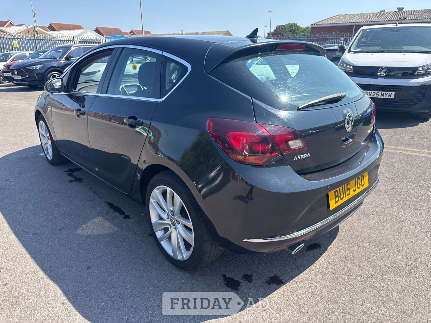 [ berth ]Vauxhall Astra